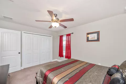 Bedroom - 6313 Antigone Cir, Crestview, FL 32536 photo 4 of 7