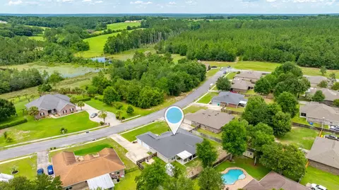 View/Area - 6313 Antigone Cir, Crestview, FL 32536 photo 5 of 8