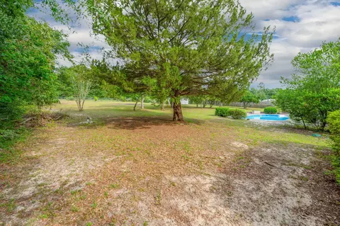 Exterior - 114 Oakcrest Dr, Crestview, FL 32539 photo 11 of 11