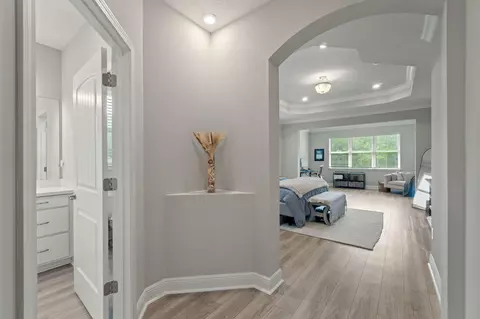 Entry Way - 370 Mango Ln, Freeport, FL 32439 photo 6 of 10