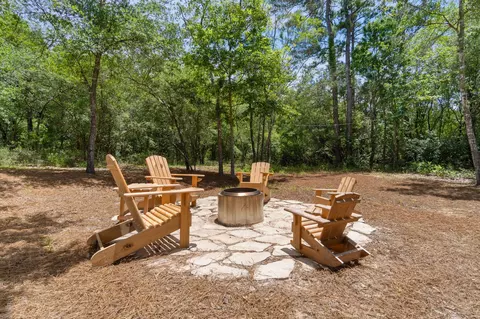 Other - 370 Mango Ln, Freeport, FL 32439 photo 6 of 25