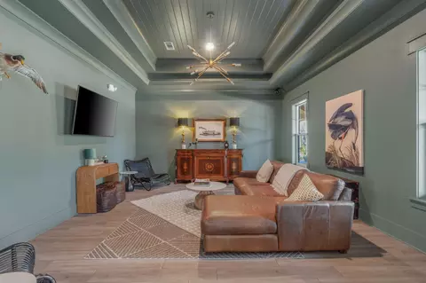 Living - 370 Mango Ln, Freeport, FL 32439 photo 4 of 4