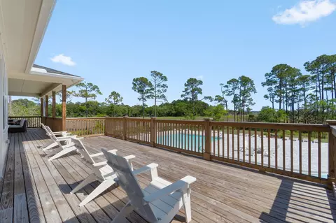 Exterior - 370 Mango Ln, Freeport, FL 32439 photo 18 of 19