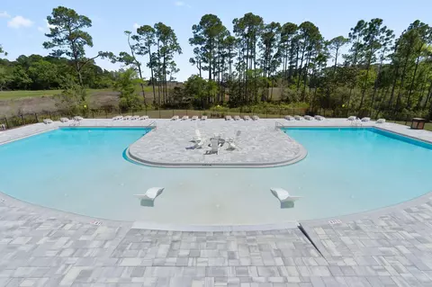 Exterior - 370 Mango Ln, Freeport, FL 32439 photo 19 of 19