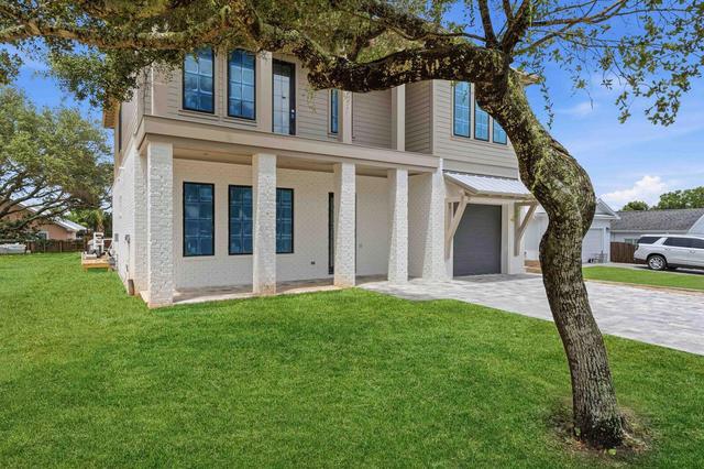 21522 Dolphin Ave, Panama City Beach, FL 32413