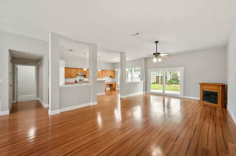 Living - 5621 N Brook Dr, Crestview, FL 32539 photo 1 of 5