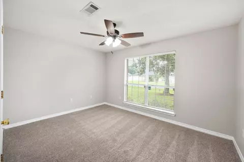 Bedroom - 5621 N Brook Dr, Crestview, FL 32539 photo 2 of 7