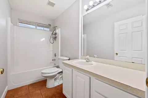 Bath - 5621 N Brook Dr, Crestview, FL 32539 photo 6 of 7