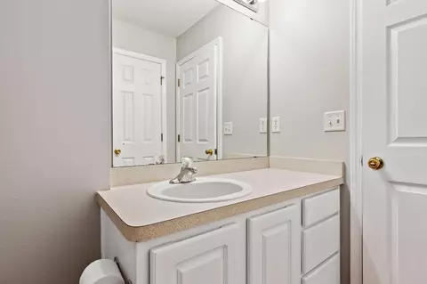 Bath - 5621 N Brook Dr, Crestview, FL 32539 photo 7 of 7