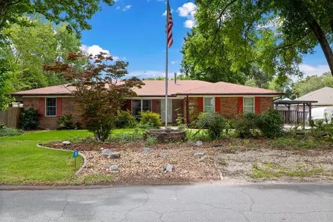 163 Edge Ave, Valparaiso, FL 32580