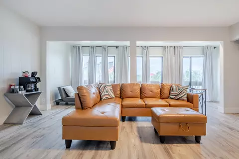 4000 Gulf Terrace Dr #240, Destin, FL 32541