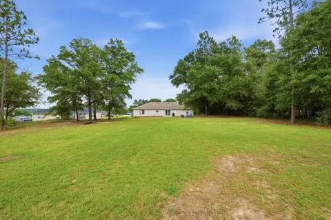 Exterior - 6204 Flash Ln, Crestview, FL 32536 photo 7 of 7
