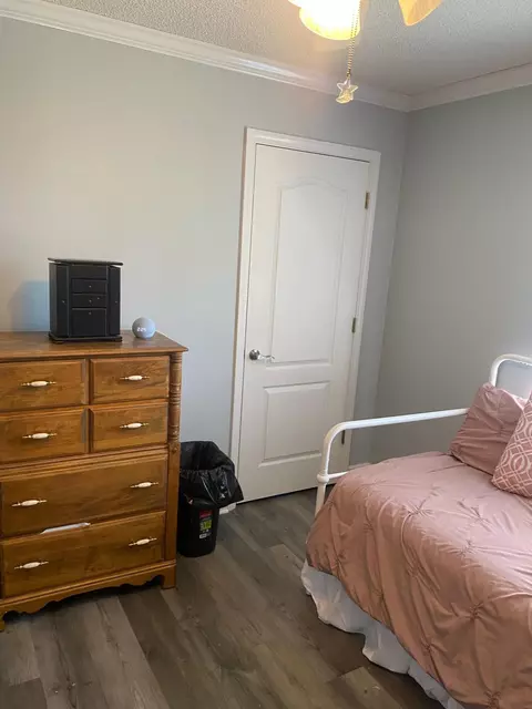 Bedroom - 421 Swift Fox Run, Crestview, FL 32536 photo 6 of 7