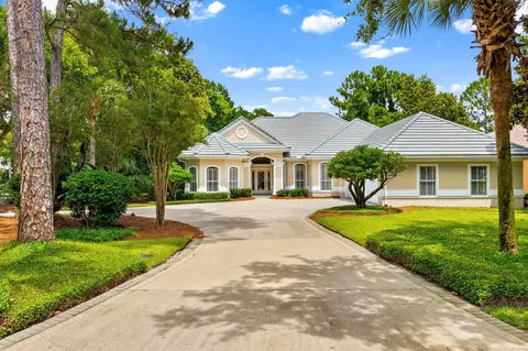 423 Maritime Ct, Destin, FL 32541