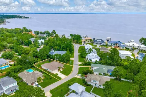 401 Pelican Bay Dr, Santa Rosa Beach, FL 32459
