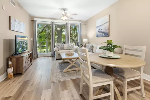 9100 Baytowne Wharf Blvd #453, Miramar Beach, FL 32550