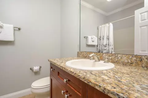 Bath - 223 E Grand Key Loop, Destin, FL 32541 photo 10 of 12