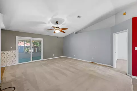 Living - 204 Villacrest Dr, Crestview, FL 32536 photo 4 of 4