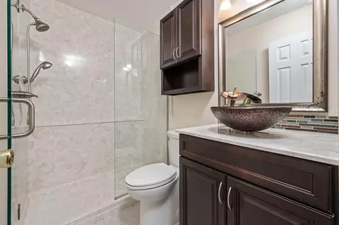 Bath - 204 Villacrest Dr, Crestview, FL 32536 photo 5 of 6