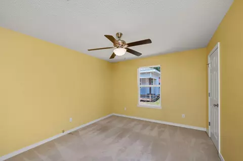 Bedroom - 204 Villacrest Dr, Crestview, FL 32536 photo 3 of 6