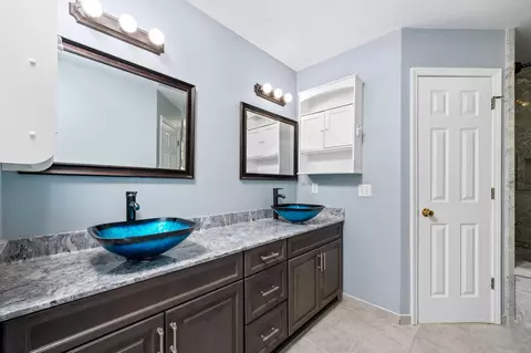 Bath - 204 Villacrest Dr, Crestview, FL 32536 photo 1 of 6