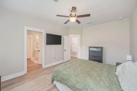 Bedroom - 3168 Maple St, Crestview, FL 32539 photo 3 of 7