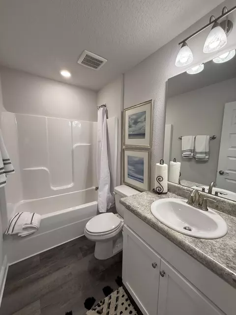 Bath - 102 Ridgeway Cir, Crestview, FL 32536 photo 4 of 4