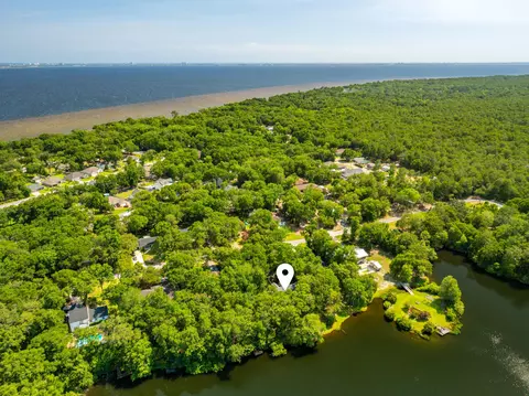 View/Area - 31 E Kathy Ln, Freeport, FL 32439 photo 20 of 24