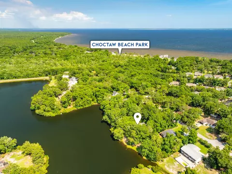 View/Area - 31 E Kathy Ln, Freeport, FL 32439 photo 17 of 24