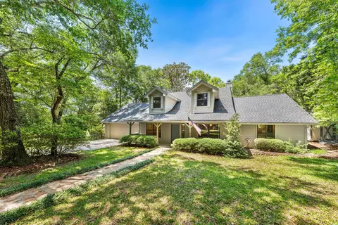 31 E Kathy Ln, Freeport, FL 32439