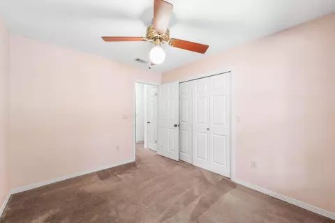 Bedroom - 31 E Kathy Ln, Freeport, FL 32439 photo 6 of 10
