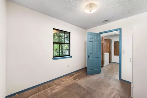 Bedroom - 31 E Kathy Ln, Freeport, FL 32439 photo 4 of 10