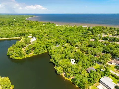 View/Area - 31 E Kathy Ln, Freeport, FL 32439 photo 16 of 24