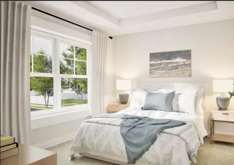 Bedroom - 280 Sagebrush Dr, Freeport, FL 32439 photo 3 of 10