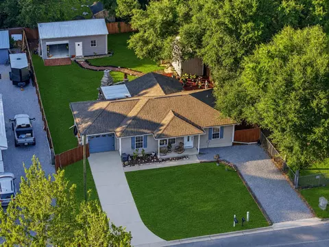View/Area - 662 E Robinson Ave, Crestview, FL 32539 photo 1 of 1