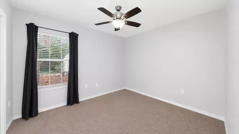 Bedroom - 662 E Robinson Ave, Crestview, FL 32539 photo 4 of 4