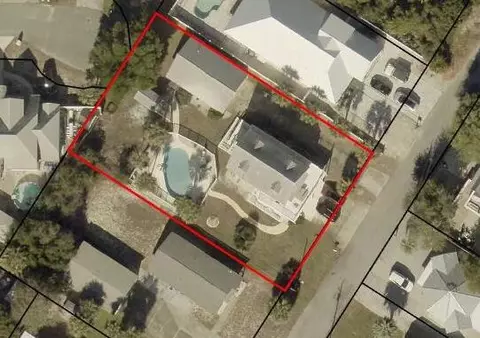 405 Dolphin St, Panama City Beach, FL 32413