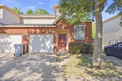 2168 Hadleigh Hills Ct, Navarre, FL 32566