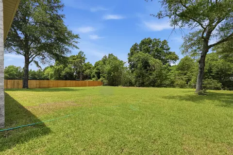 Exterior - 6140 Clover St, Crestview, FL 32539 photo 9 of 13