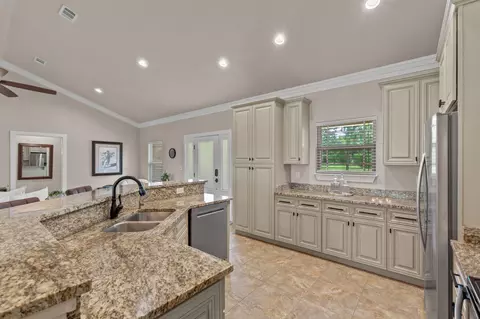 Kitchen - 6956 W Highway 4, Baker, FL 32531 photo 2 of 5
