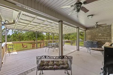 Exterior - 6956 W Highway 4, Baker, FL 32531 photo 9 of 22