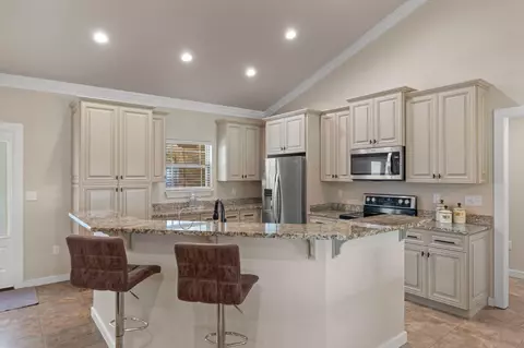 Kitchen - 6956 W Highway 4, Baker, FL 32531 photo 1 of 5
