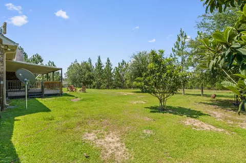 Exterior - 6956 W Highway 4, Baker, FL 32531 photo 17 of 22