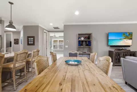 Dining - 76 Oaktree Blvd, Freeport, FL 32439 photo 2 of 2