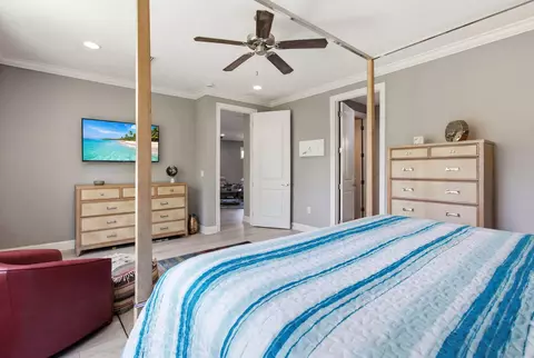 Bedroom - 76 Oaktree Blvd, Freeport, FL 32439 photo 9 of 9