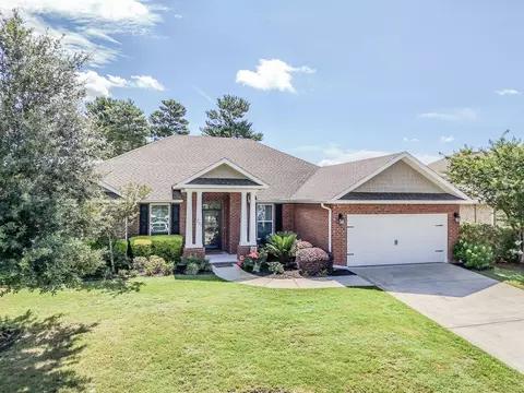 221 Sweet Tea Ln, Freeport, FL 32439