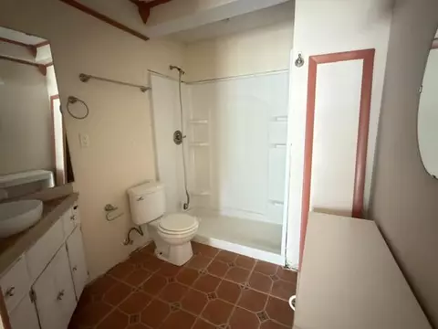 Bath - 516 Forrest Ct, Crestview, FL 32539 photo 1 of 2