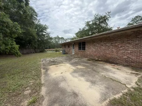 Exterior - 516 Forrest Ct, Crestview, FL 32539 photo 3 of 3
