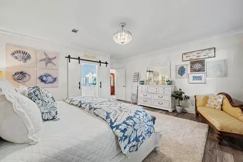 Bedroom - 1197 Sioux Cir, Crestview, FL 32536 photo 2 of 11