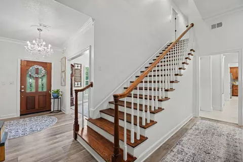 Entry Way - 1197 Sioux Cir, Crestview, FL 32536 photo 1 of 6